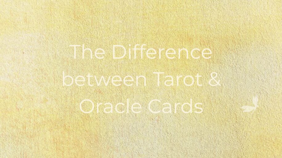 difference between tarot and oracle cards
